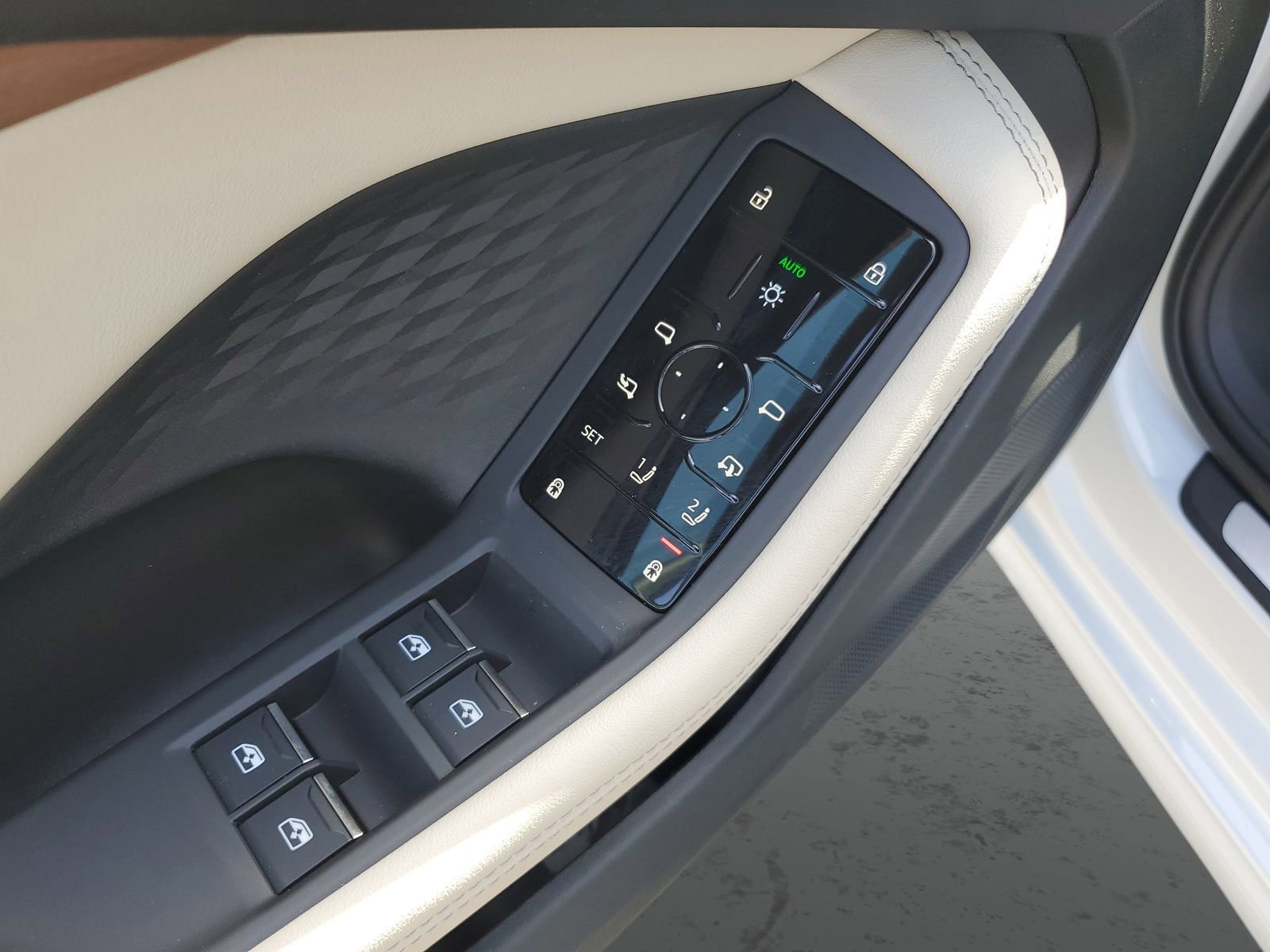 Used 2025 Audi A5 2.0T Premium w/ Convenience Package AWD/4WD image 22