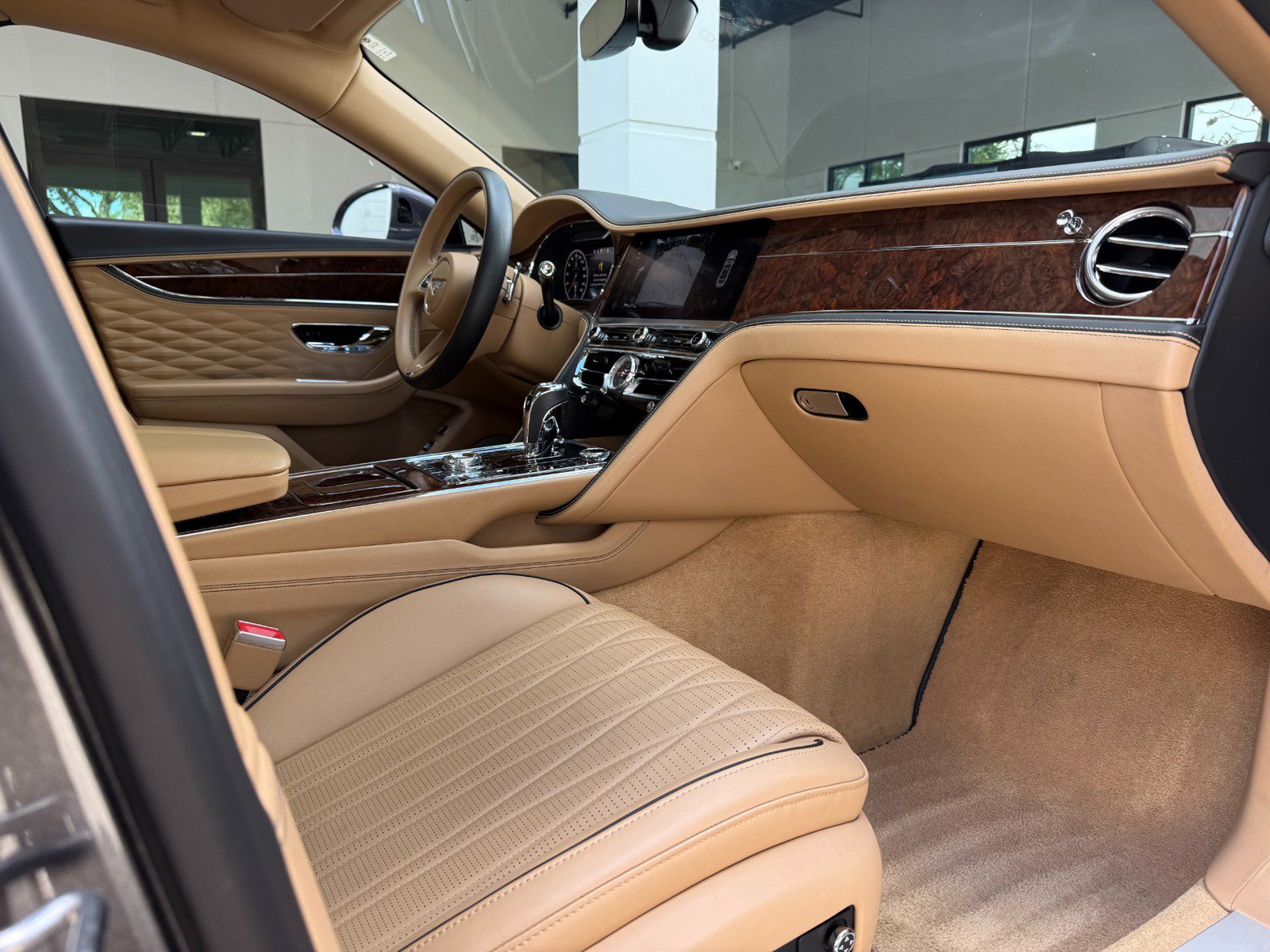 Used 2021 Bentley Flying Spur W12 AWD/4WD image 31