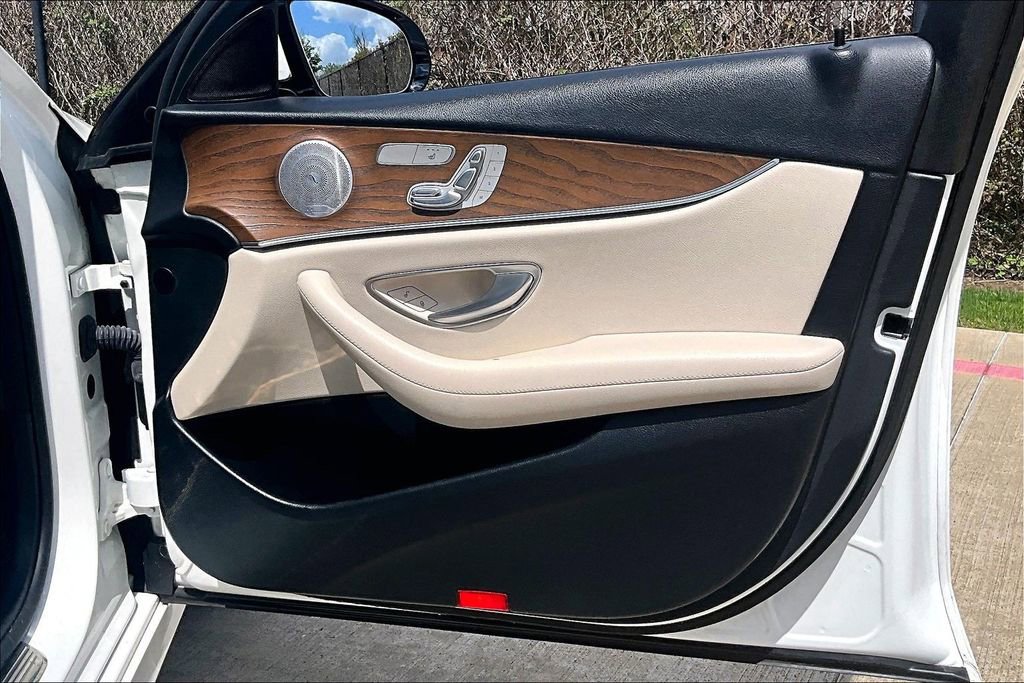 Used 2020 Mercedes-Benz E 350 Sedan image 25