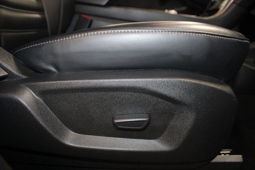 Used 2024 Ford Edge SEL AWD/4WD image 37