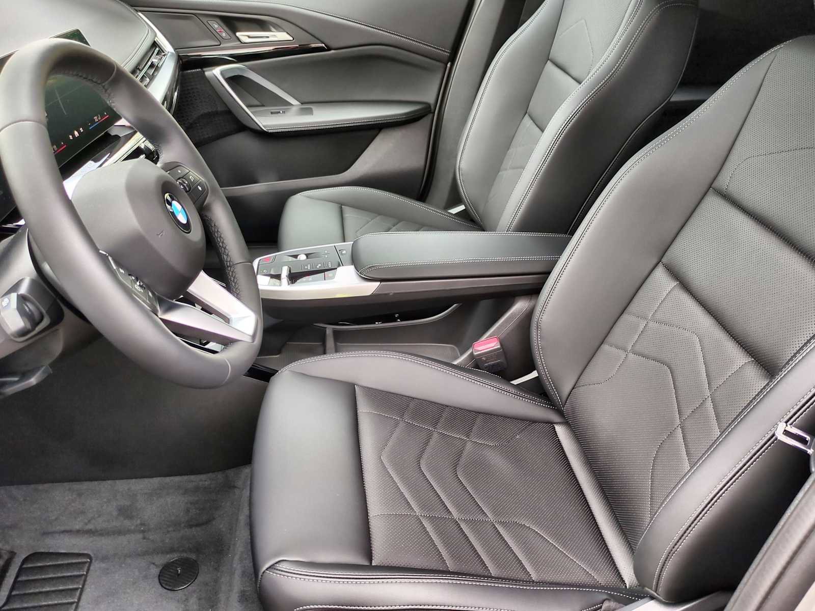 New 2026 BMW X1 xDrive28i w/ Technology Package image 16