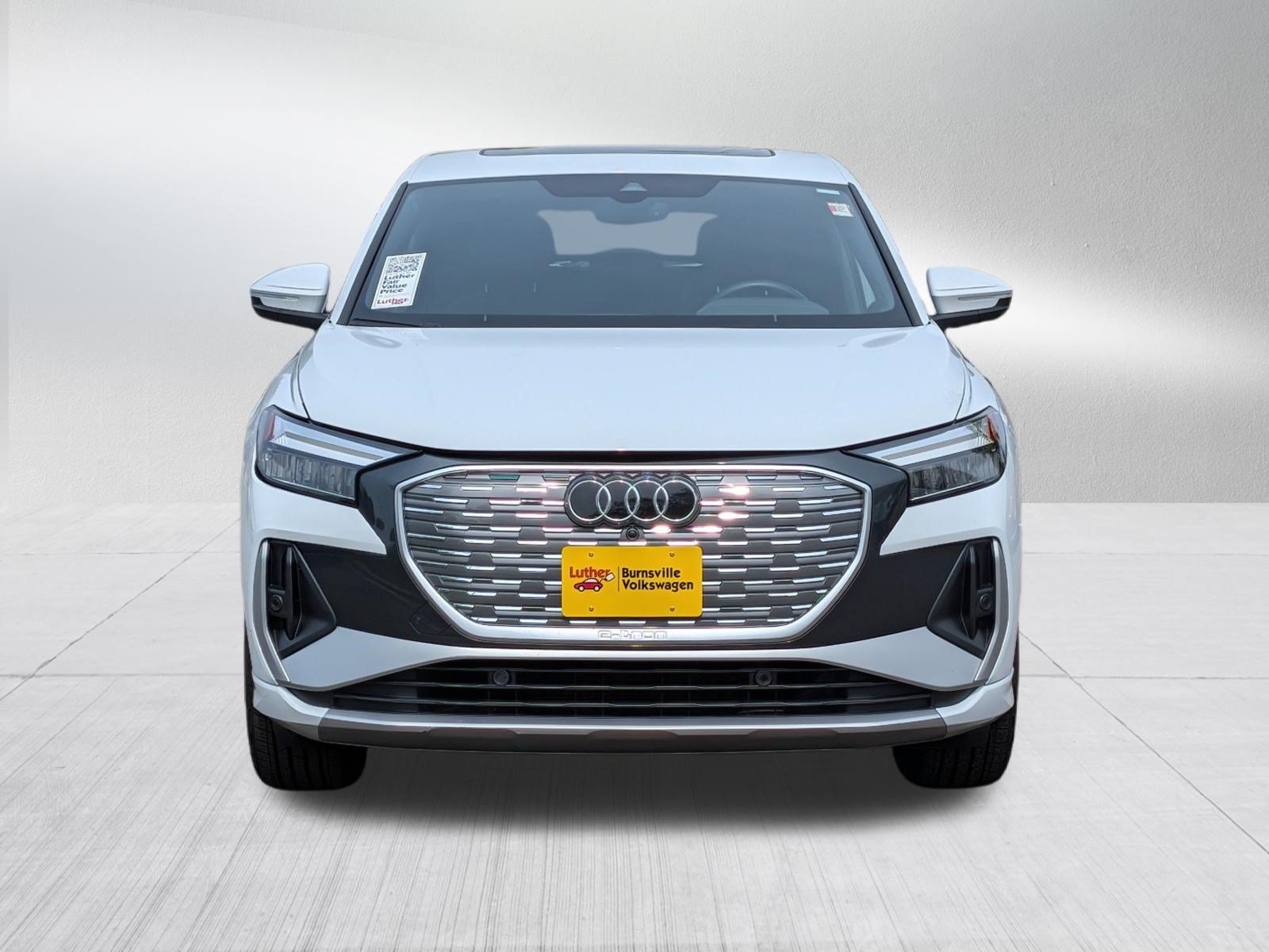 Used 2023 Audi Q4 e-tron Premium Plus w/ Premium Plus AWD/4WD image 2