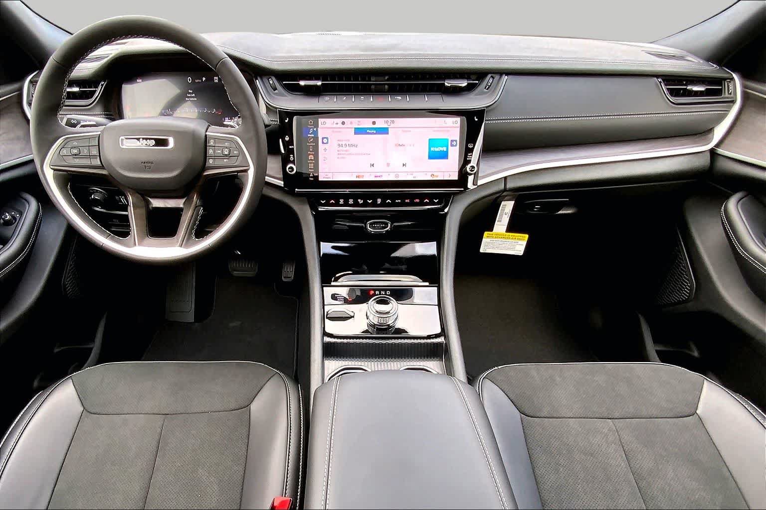 New 2026 Jeep Grand Cherokee Altitude AWD/4WD image 12