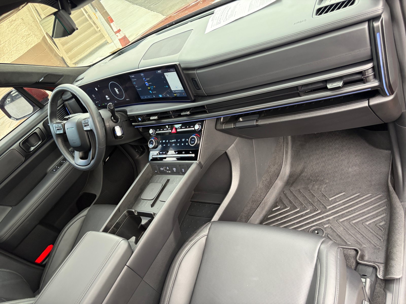 Used 2025 Hyundai Santa Fe Calligraphy AWD/4WD image 34