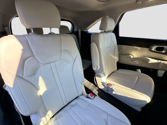 Used 2022 Kia Sorento SX image 32