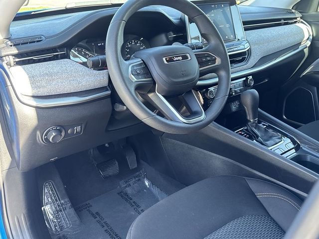 Used 2022 Jeep Compass Sport image 17