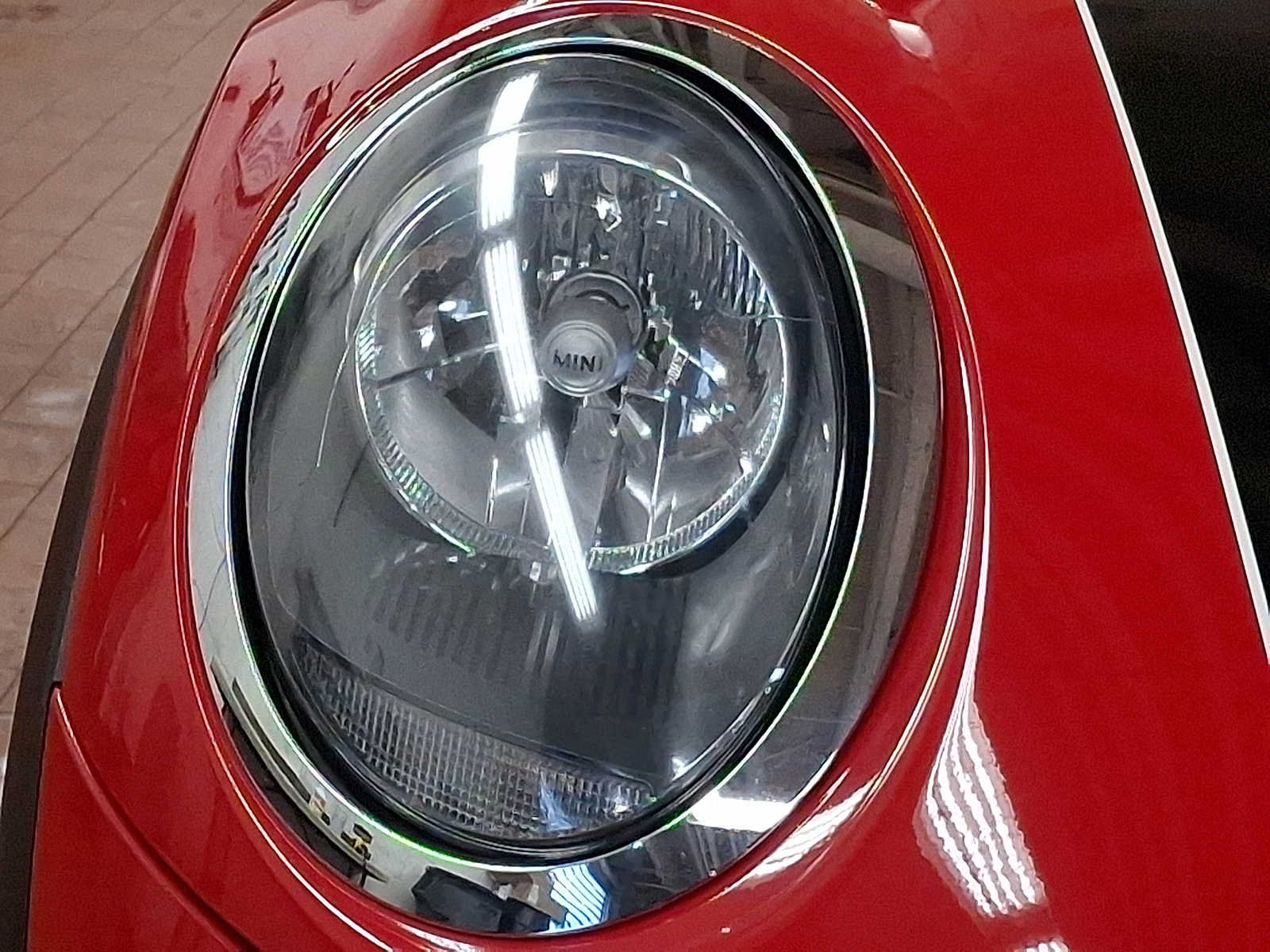Used 2021 MINI Cooper 4-Door Hardtop w/ Storage Package FWD image 8