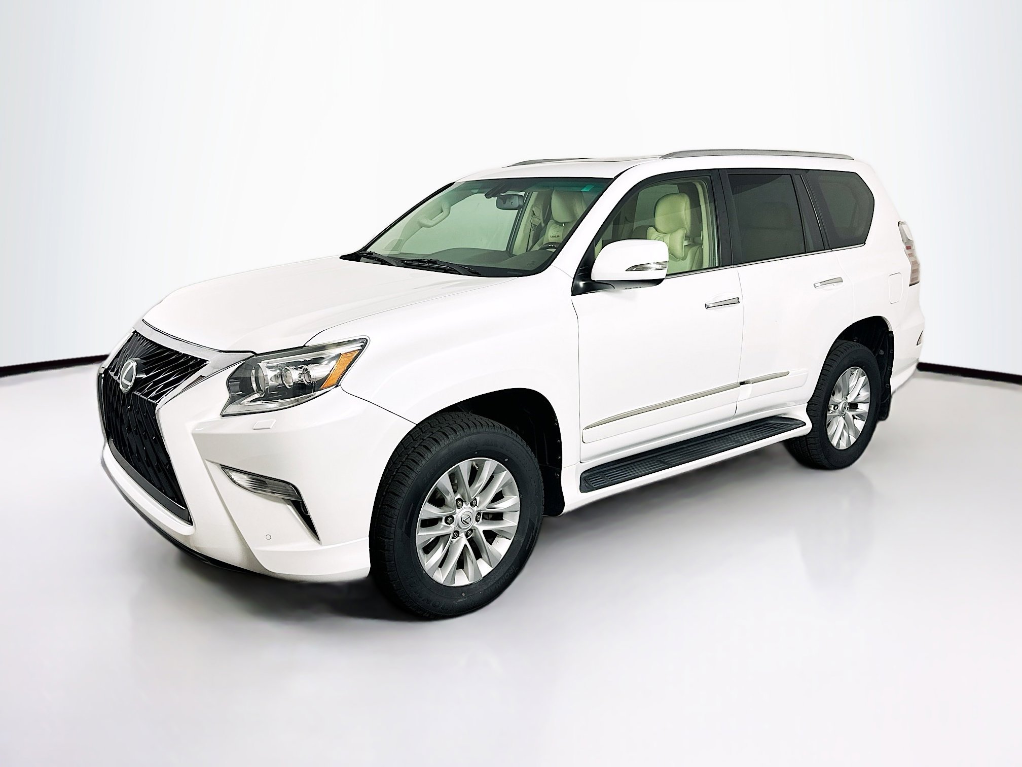 Used 2016 Lexus GX 460 w/ Premium Package image 3