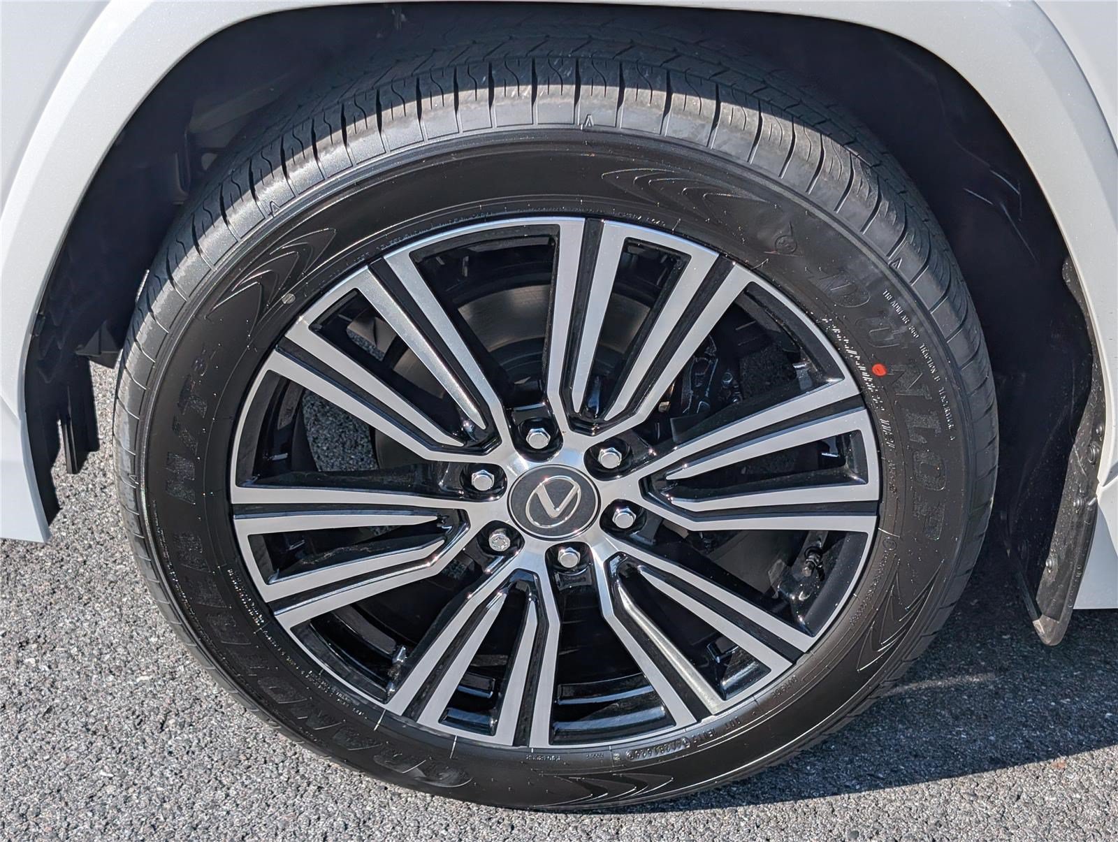 New 2026 Lexus LX 600 4WD w/ Luxury Package image 6