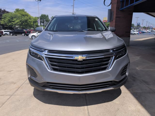 Used 2024 Chevrolet Equinox LT w/ LPO, Floor Liner Package FWD image 10