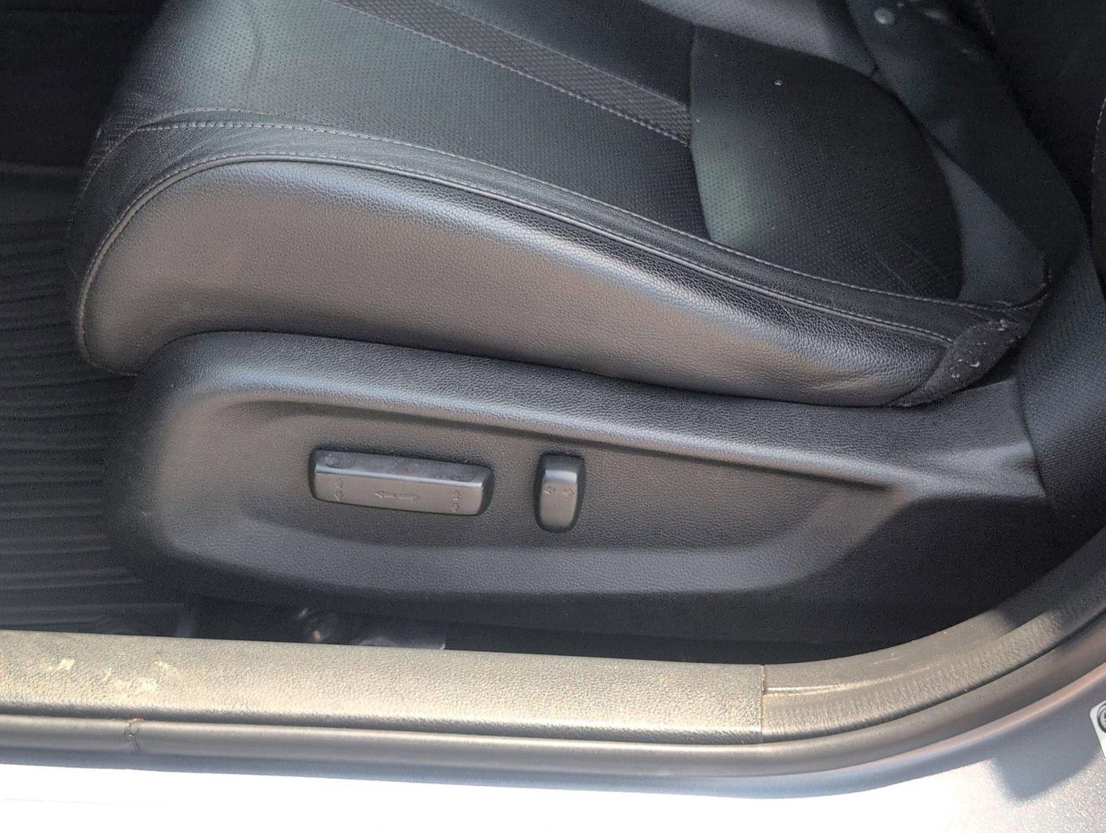 Used 2021 Honda Civic EX-L image 14