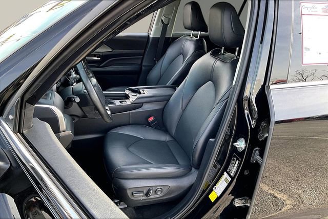 Used 2024 Toyota Grand Highlander XLE image 18
