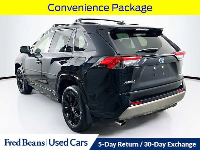 Used 2023 Toyota RAV4 SE w/ Convenience Package image 7