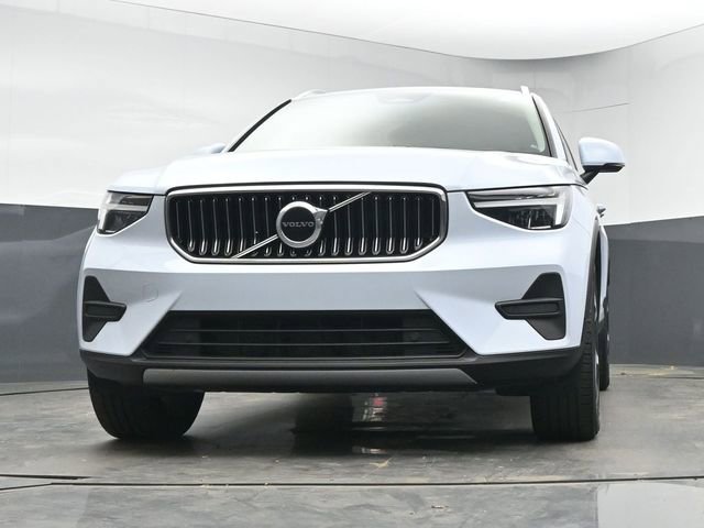 Used 2024 Volvo XC40 B5 Core AWD/4WD image 35