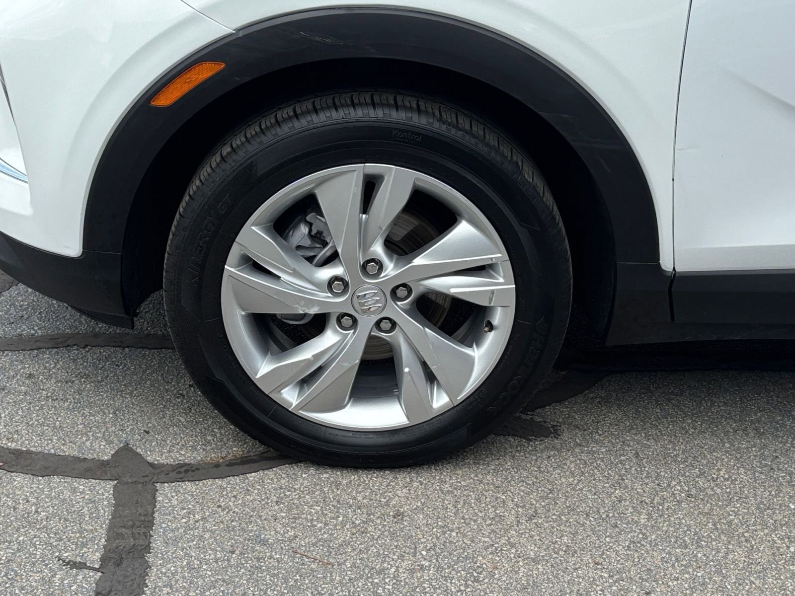 Used 2025 Buick Encore GX Preferred FWD image 30