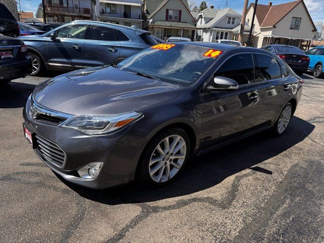 Used 2014 Toyota Avalon Limited FWD image 3
