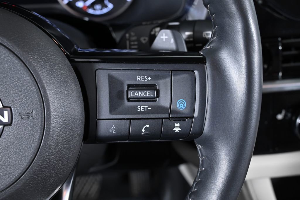 Certified 2024 Nissan Pathfinder SL image 15