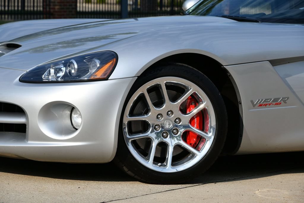 Used 2005 Dodge Viper SRT-10 w/ Mamba Edition Group RWD image 10