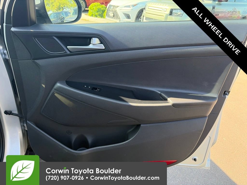 Used 2016 Hyundai Tucson Limited AWD/4WD image 11