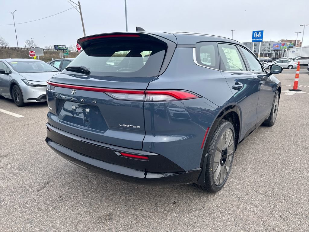 New 2026 Toyota Crown Signia image 7