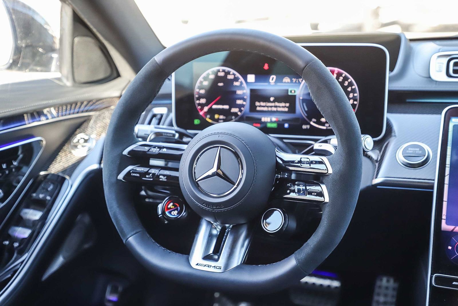 New 2025 Mercedes-Benz S 63 AMG S image 16