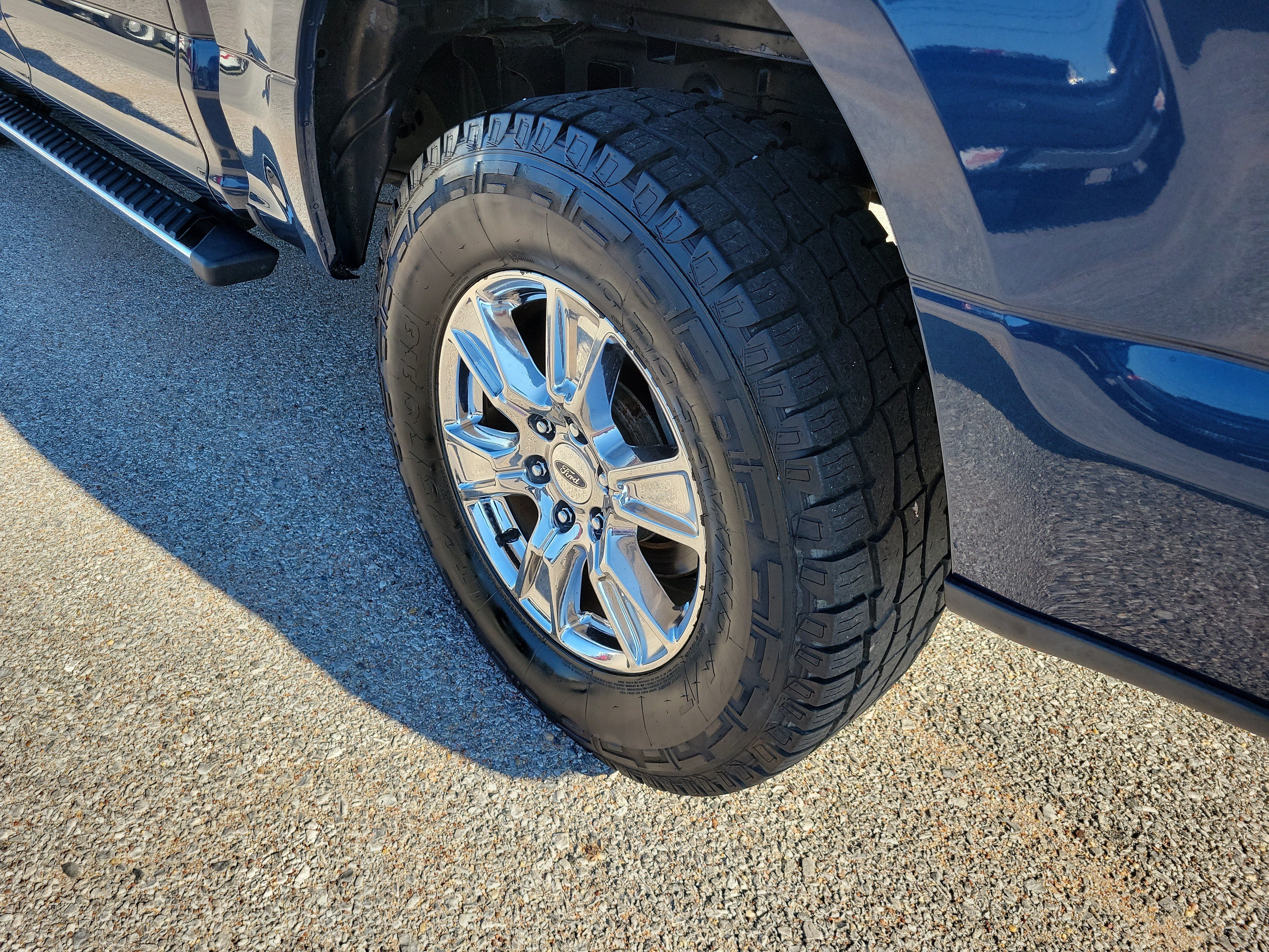 Used 2016 Ford F150 XLT w/ Equipment Group 302A Luxury AWD/4WD image 26