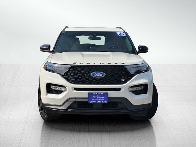 Certified 2023 Ford Explorer ST w/ Equipment Group 401A image 2