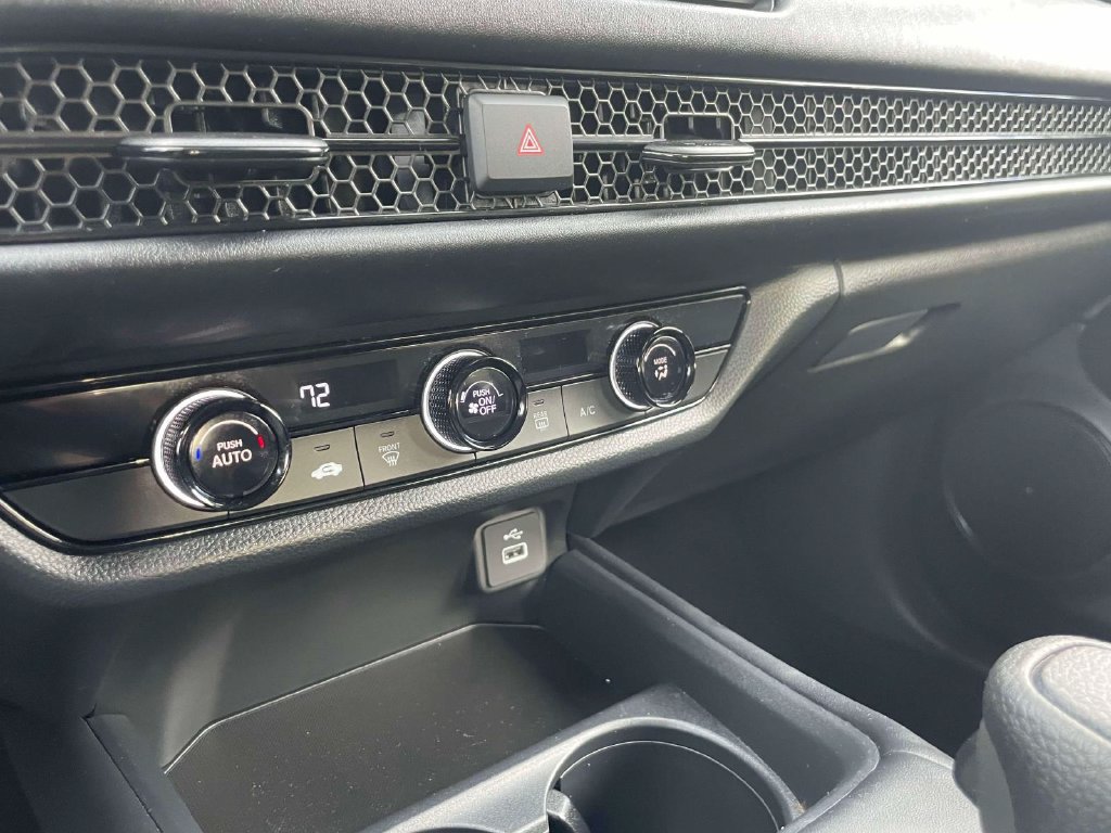 Certified 2023 Honda HR-V LX image 29