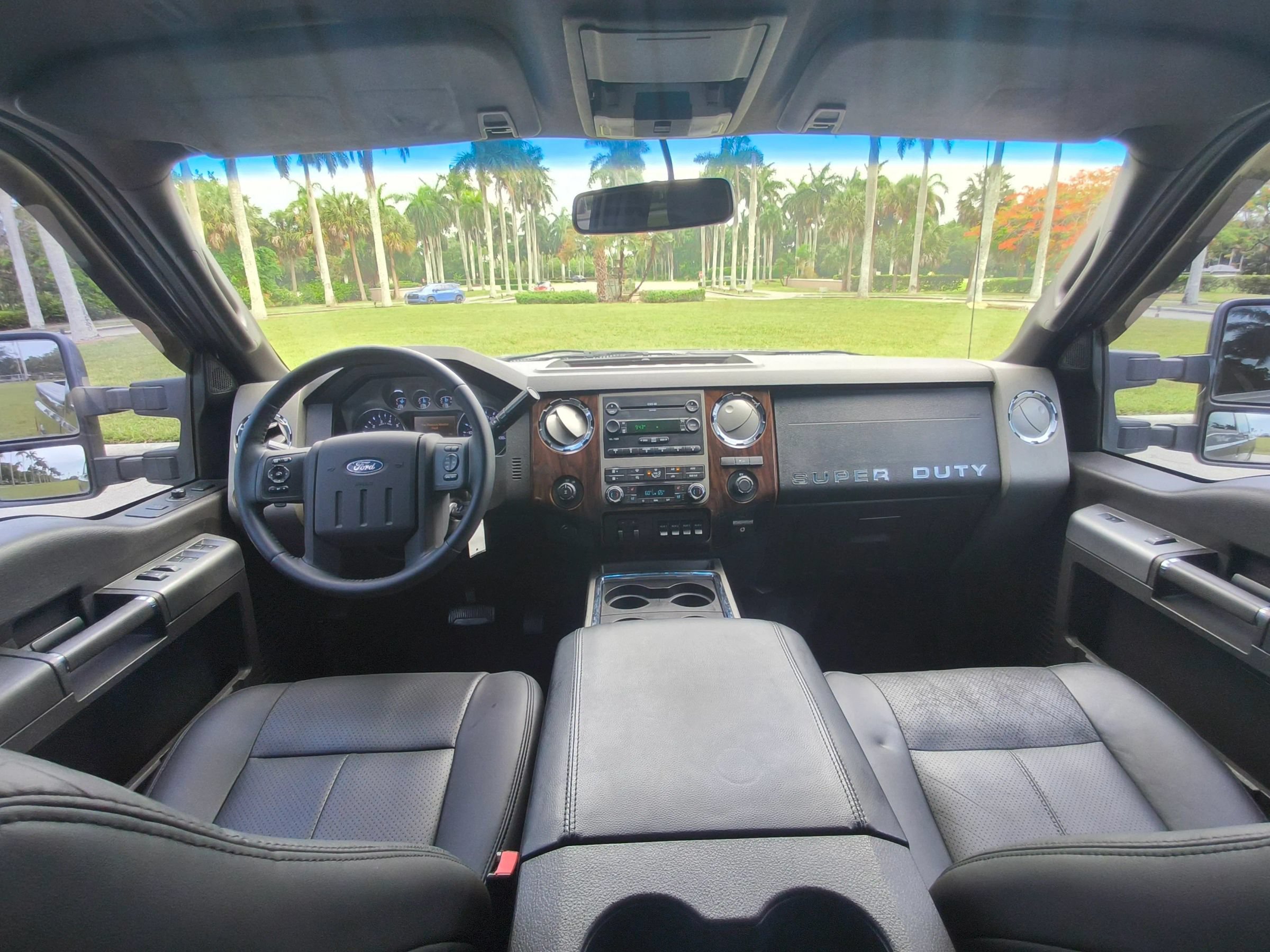 Used 2011 Ford F250 Lariat w/ Lariat Interior Pkg RWD image 18