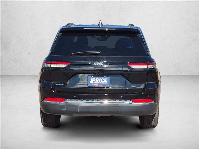 Used 2023 Jeep Grand Cherokee 4WD 4xe image 7