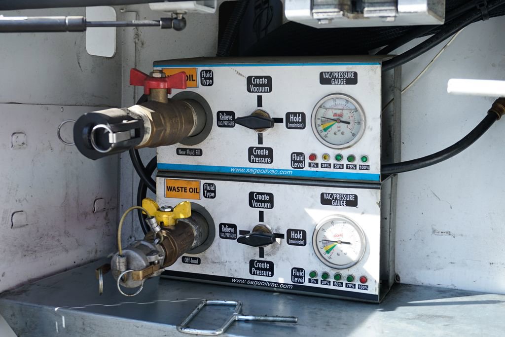 Used 2019 Freightliner Sprinter 3500 image 8