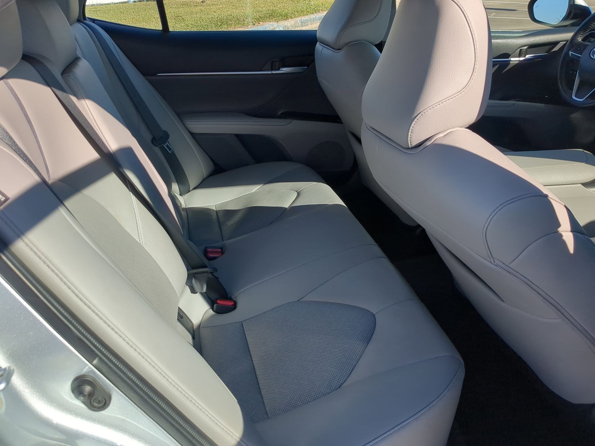 Used 2023 Toyota Camry XLE image 30