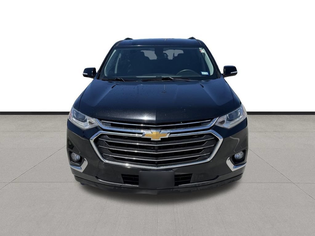 Used 2019 Chevrolet Traverse LT w/ LT Premium Package FWD image 2