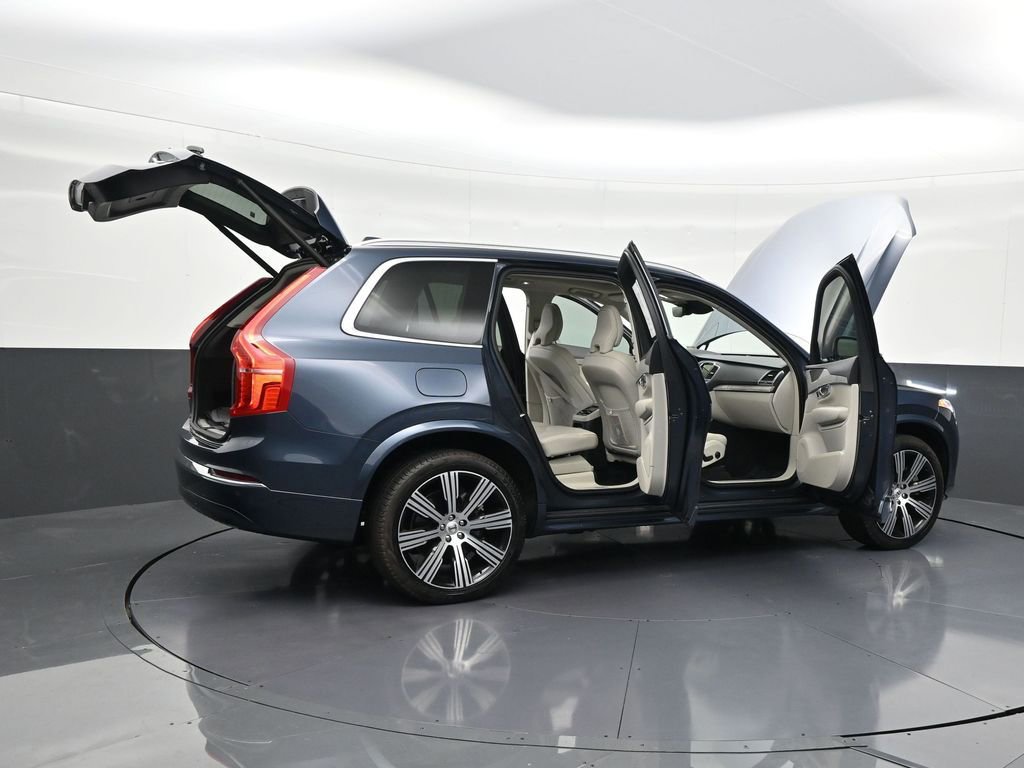 Certified 2025 Volvo XC90 T8 Core w/ Protection Package image 32