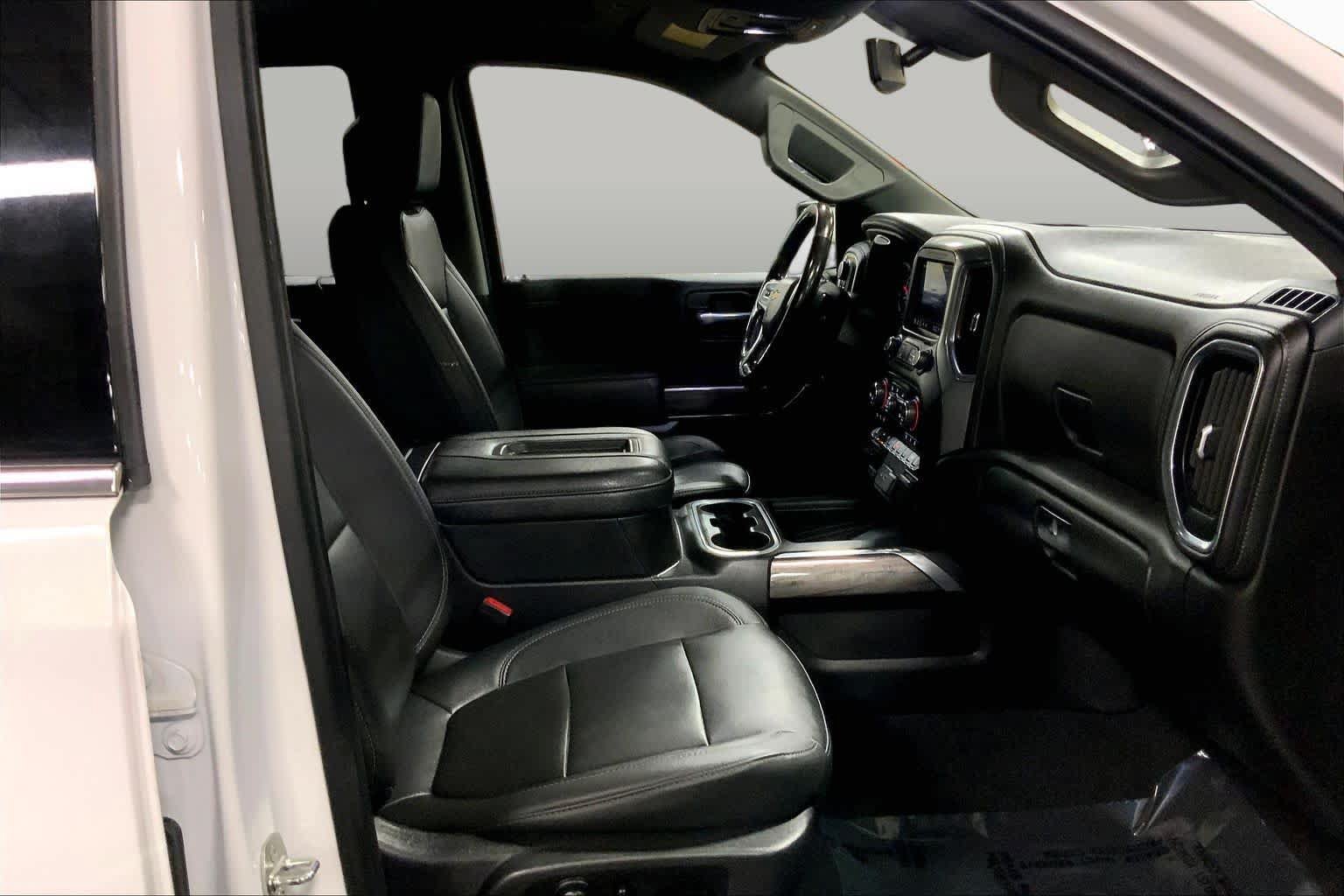 Used 2021 Chevrolet Silverado 1500 LTZ w/ LTZ Convenience Package II AWD/4WD image 9