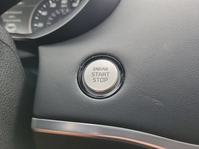 Used 2019 Kia Stinger Premium RWD image 28