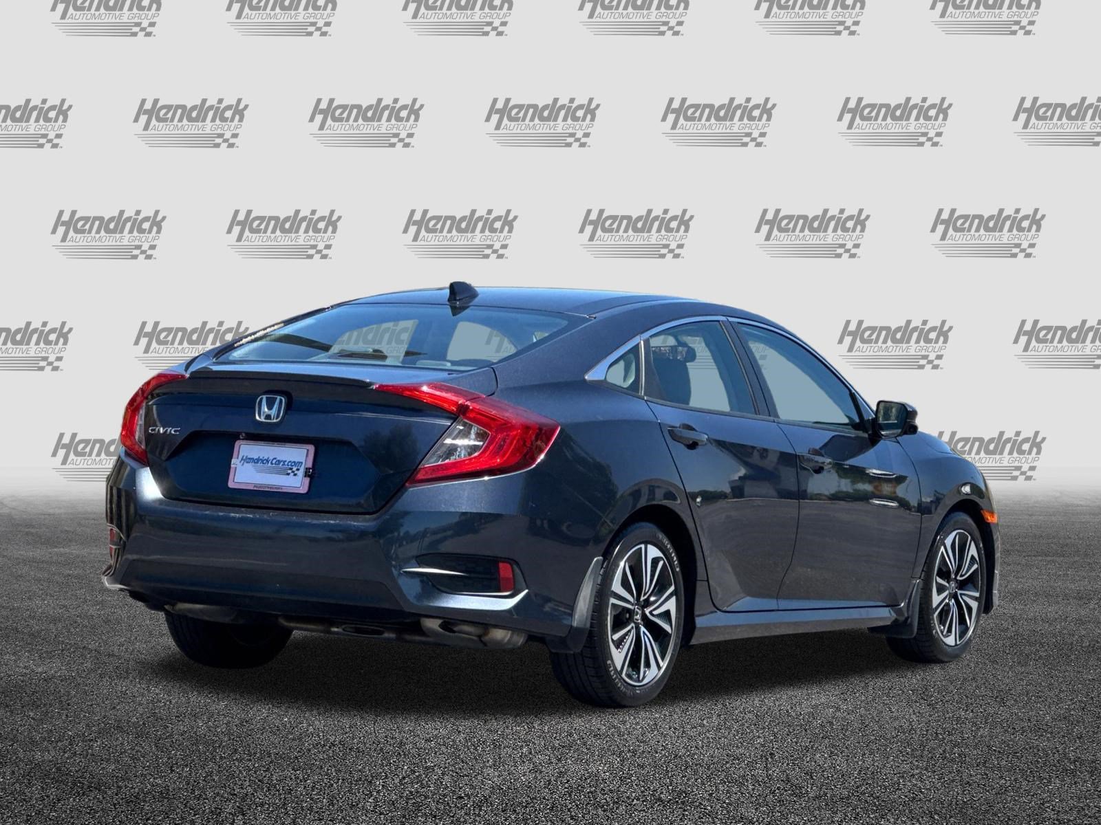 Used 2017 Honda Civic EX-L image 5