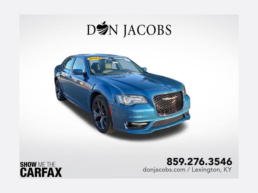 Used 2023 Chrysler 300 Touring L w/ Popular Equipment Group RWD image 1