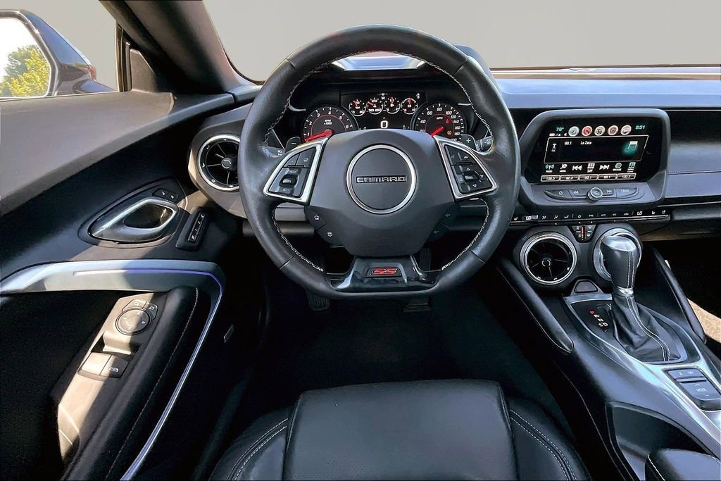 Used 2018 Chevrolet Camaro SS w/ Redline Edition RWD image 8