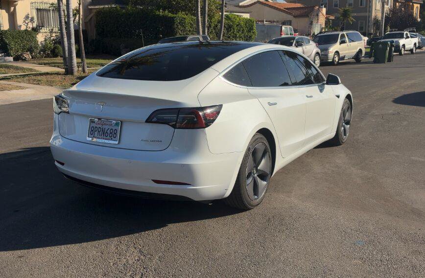 Used 2020 Tesla Model 3 Long Range AWD/4WD image 3