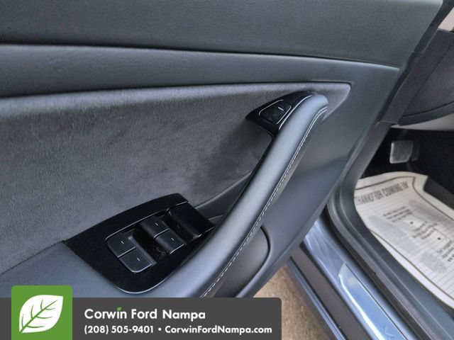Used 2020 Tesla Model 3 Long Range AWD/4WD image 11