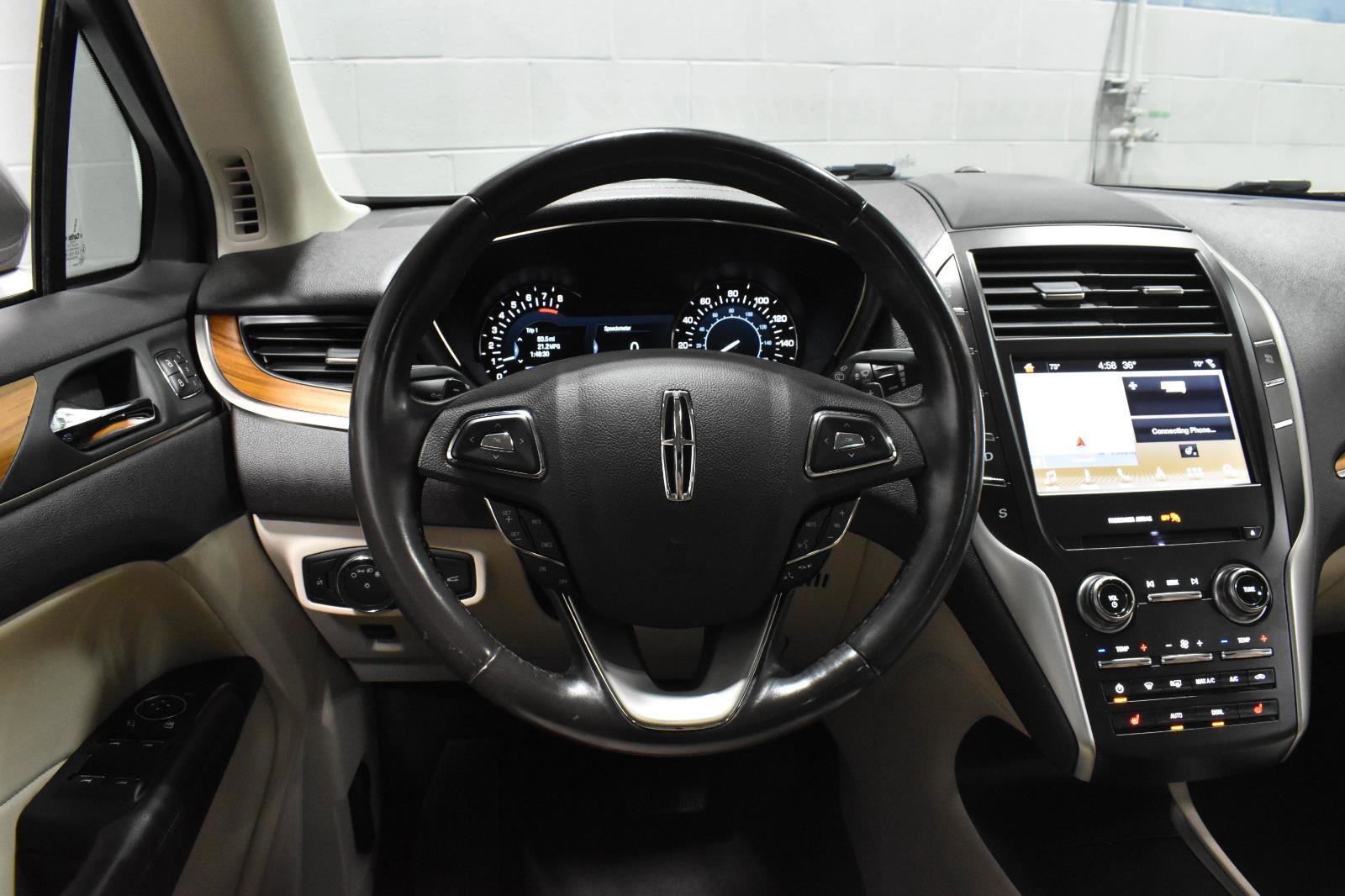 Used 2019 Lincoln MKC Select w/ Select Plus Package image 7