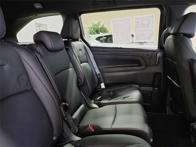 Used 2025 Honda Odyssey Sport-L image 16