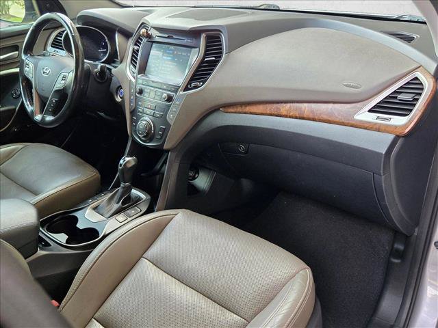 Used 2017 Hyundai Santa Fe FWD image 23
