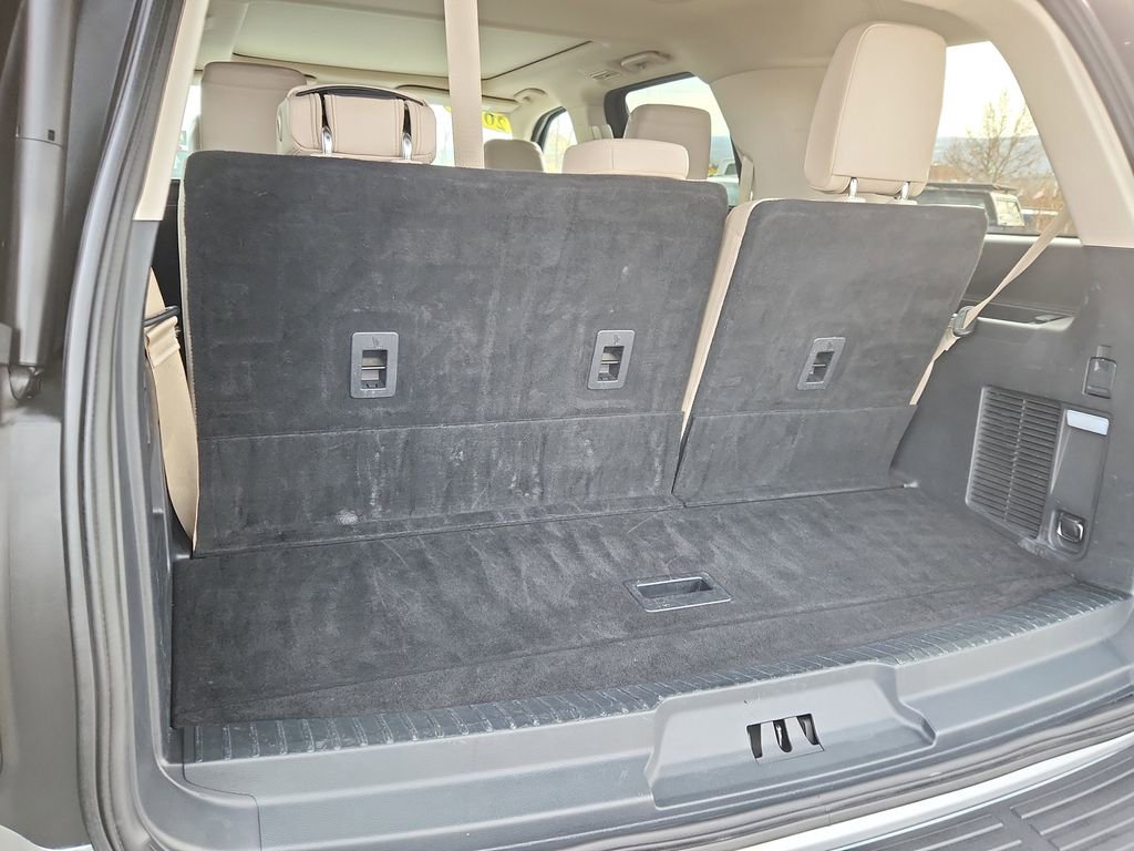 Used 2024 Ford Expedition Limited image 14