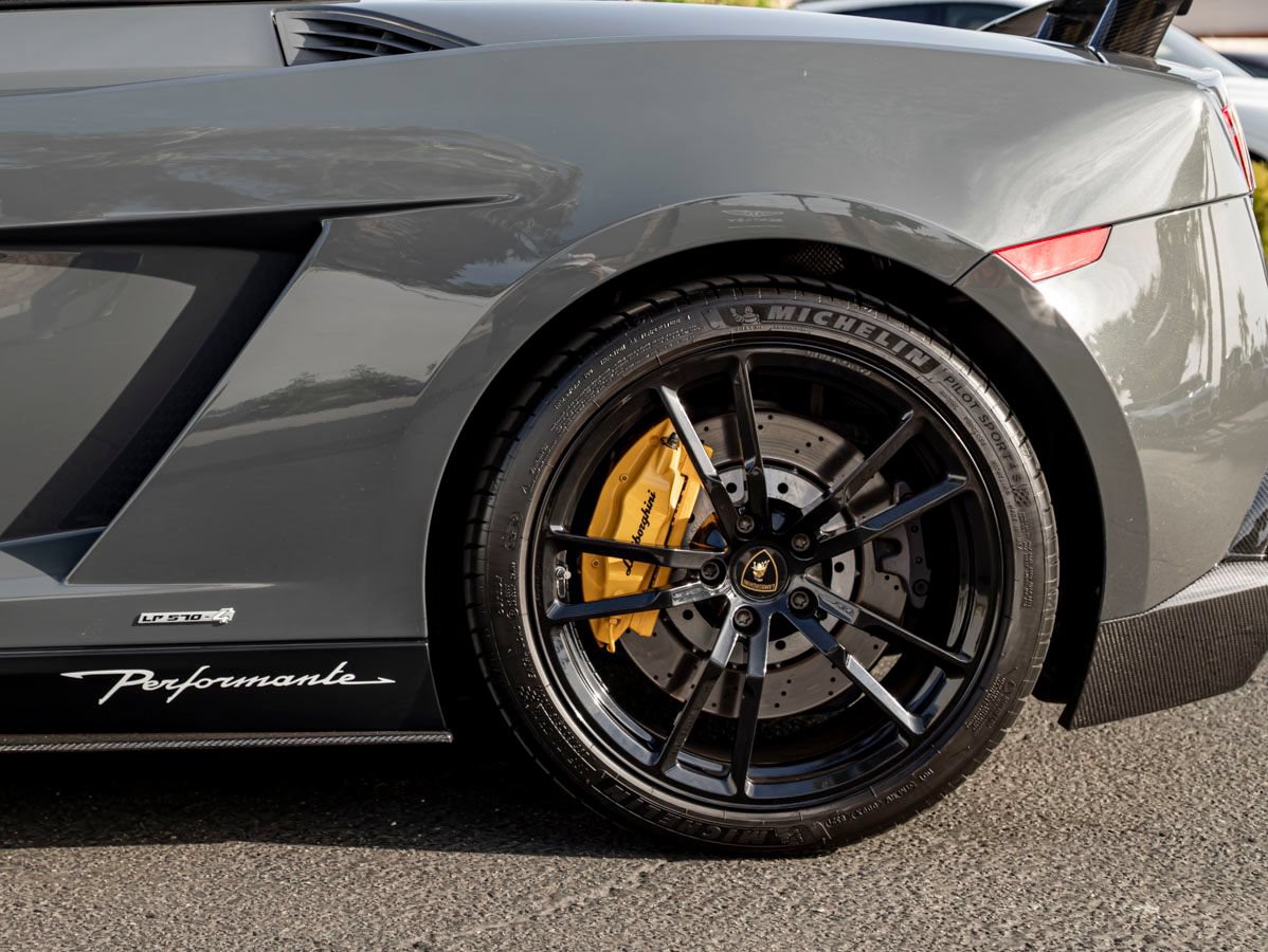 Used 2012 Lamborghini Gallardo LP 570-4 Performante AWD/4WD image 16