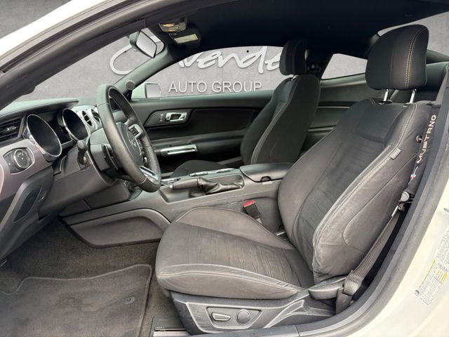 Used 2017 Ford Mustang Coupe image 19