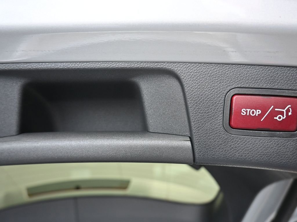 Used 2019 Mercedes-Benz GLA 250 4MATIC image 53