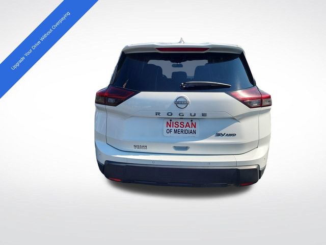 Used 2024 Nissan Rogue SV AWD/4WD image 4