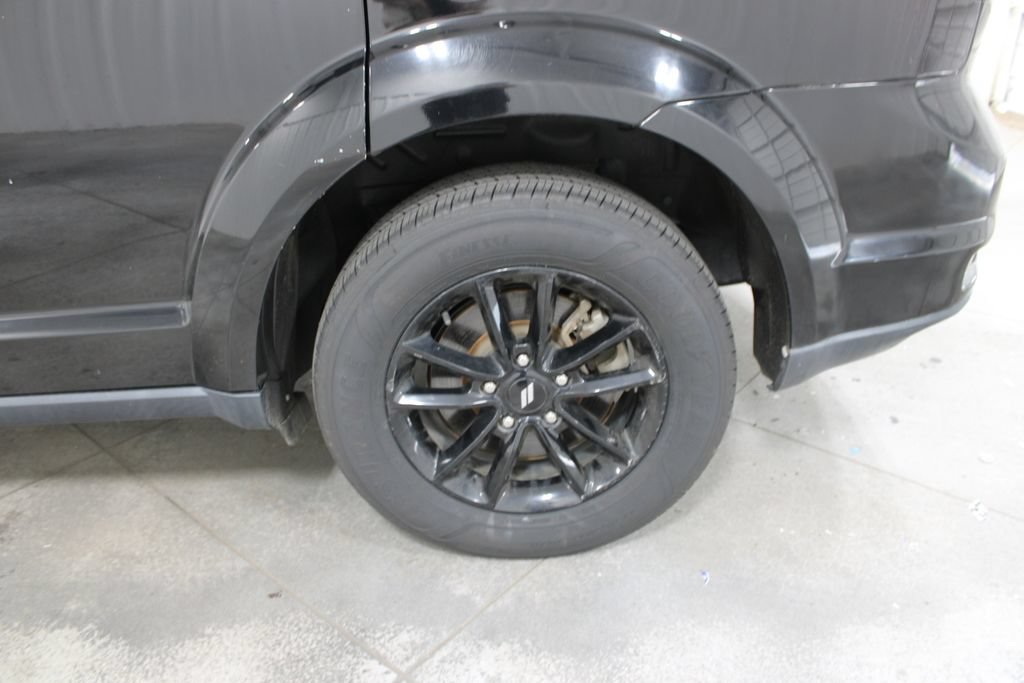 Used 2019 Dodge Journey SE w/ Connectivity Group FWD image 34